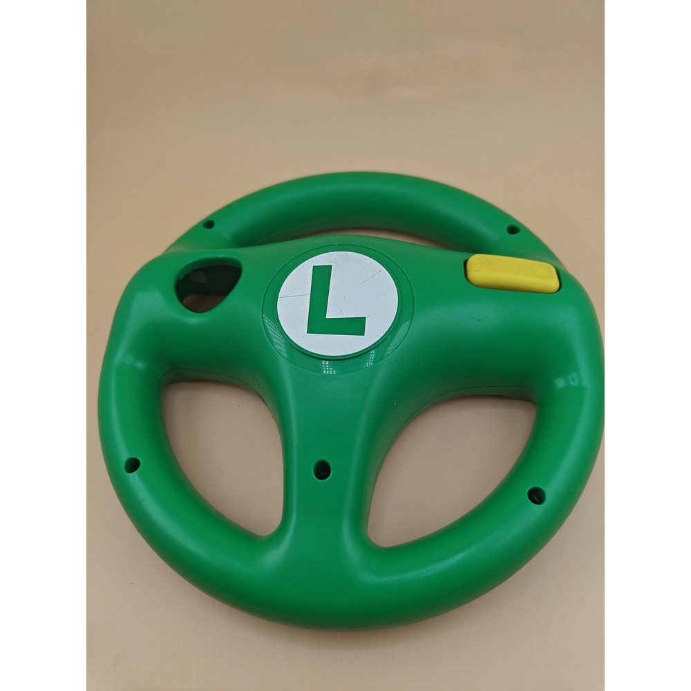 Hori Mario Kart Luigi Steering Wheel Wii Wii U Racing Controller Green OEM